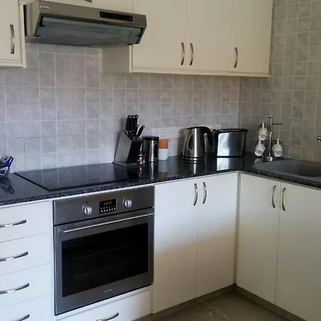 Caterina Cornarou Apartments *